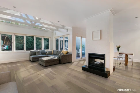 Chesapeake Chemistry White Oak Plank Flooring 9/16 in x 7-1/2 in - Salt (31.09 SF/CTN)