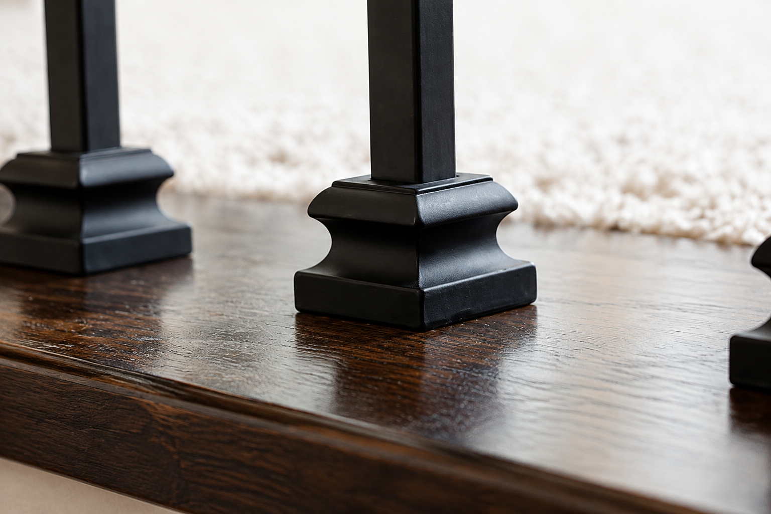 House of Forgings Level Base Shoe Satin Black